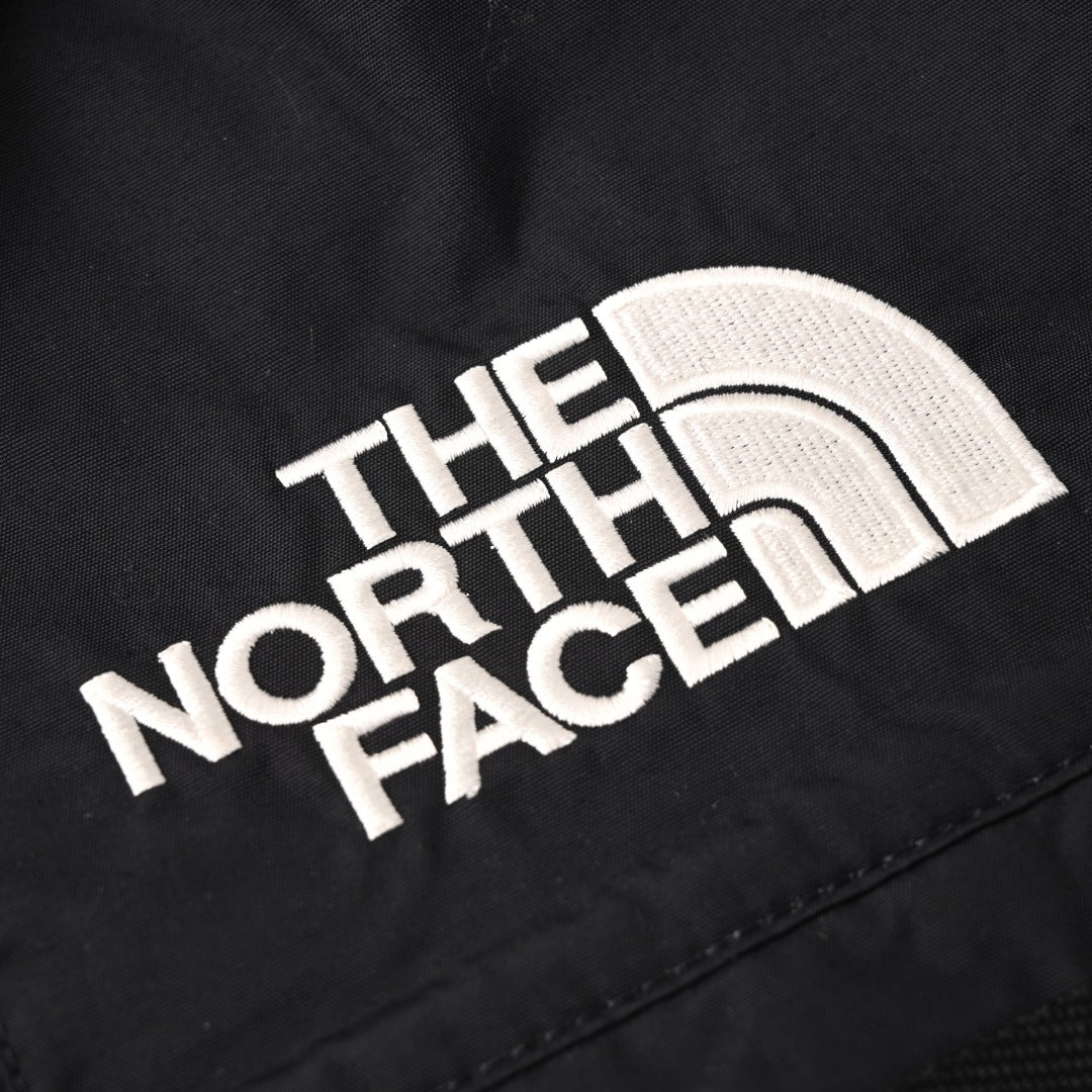 The North Face Puffer Jacket - Black