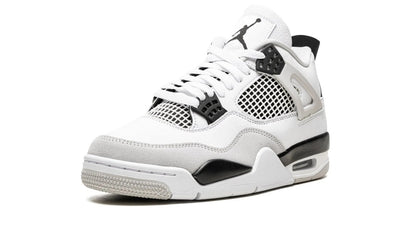 Air Jordan 4 Retro "Military Black"