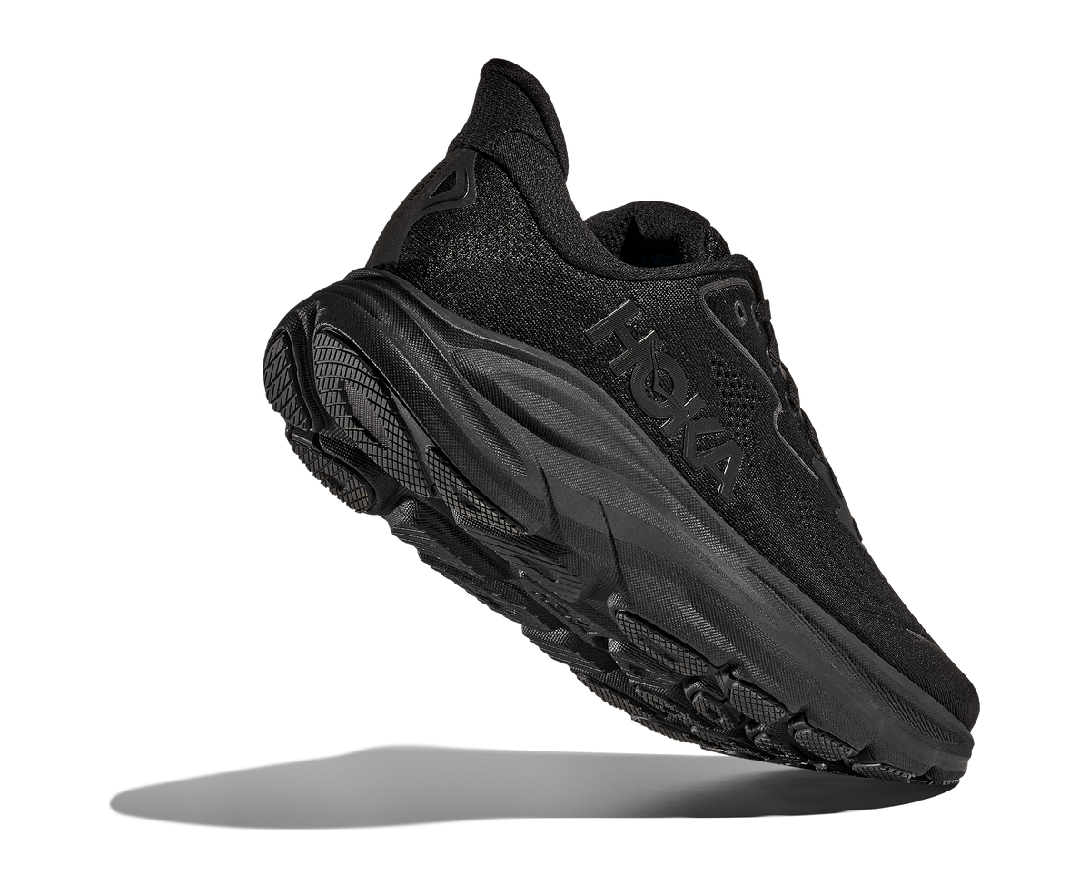 Women's Clifton 10 - Black / Black
