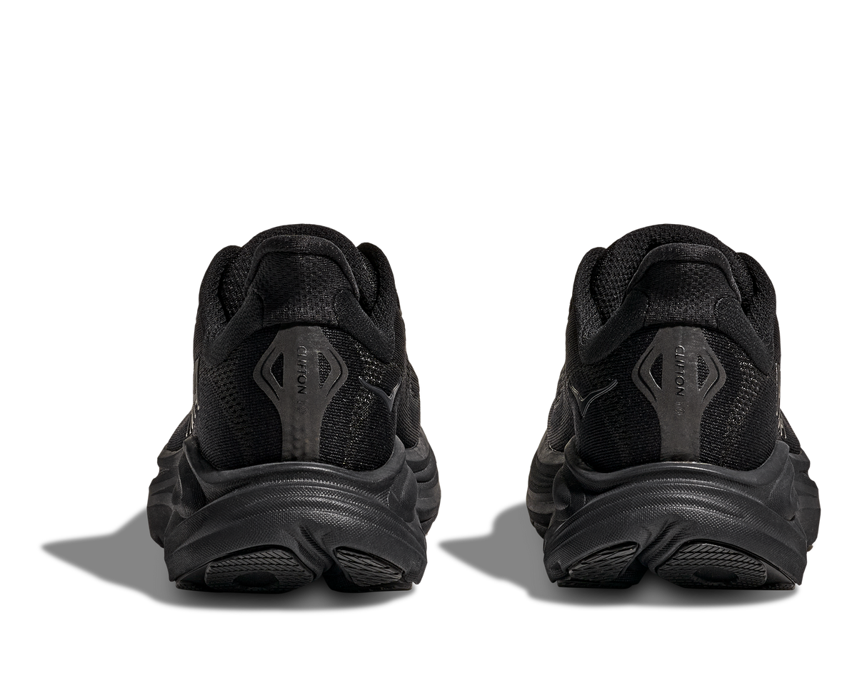 Women's Clifton 10 - Black / Black