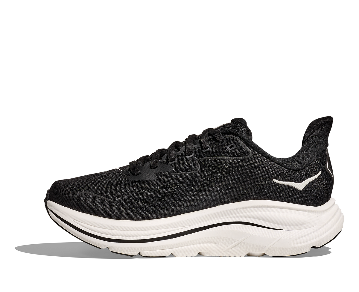 Women's Clifton 10 - Black / White