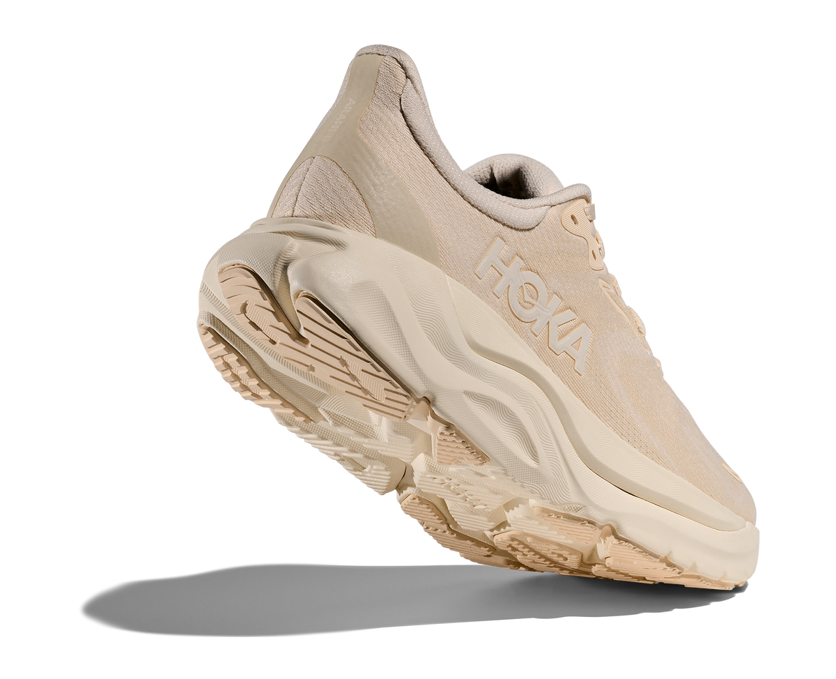 Women's Arahi 8 - Birch / Alabaster