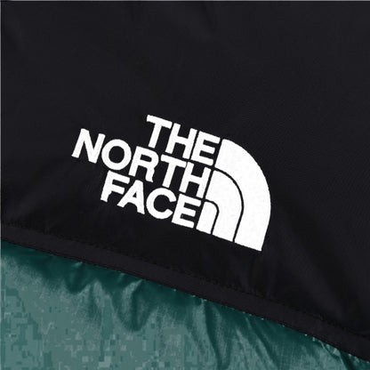 The North Face Puffer Jacket for All-Day Winter Wear