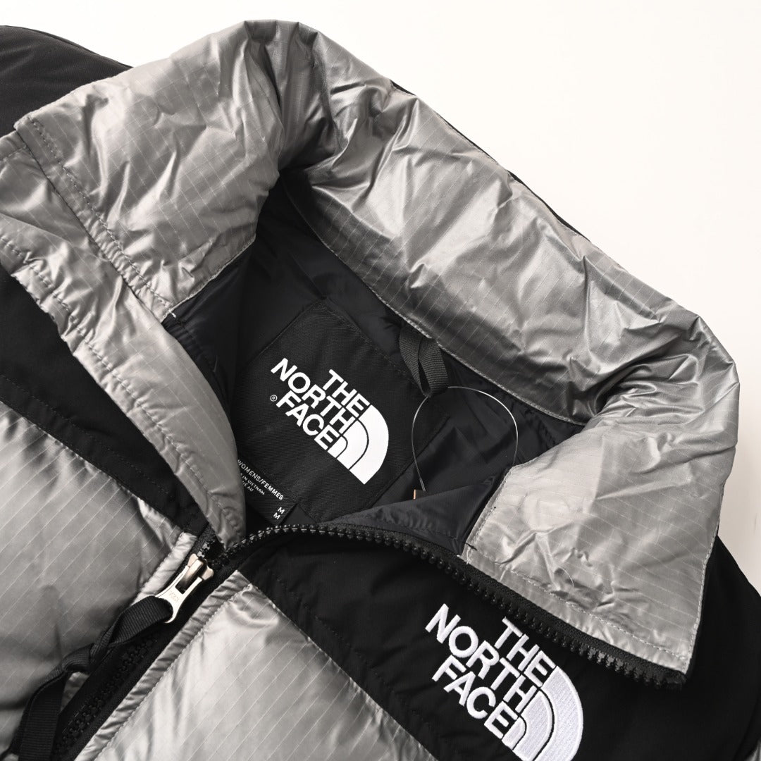 The North Face Puffer Jacket for Frosty Mornings