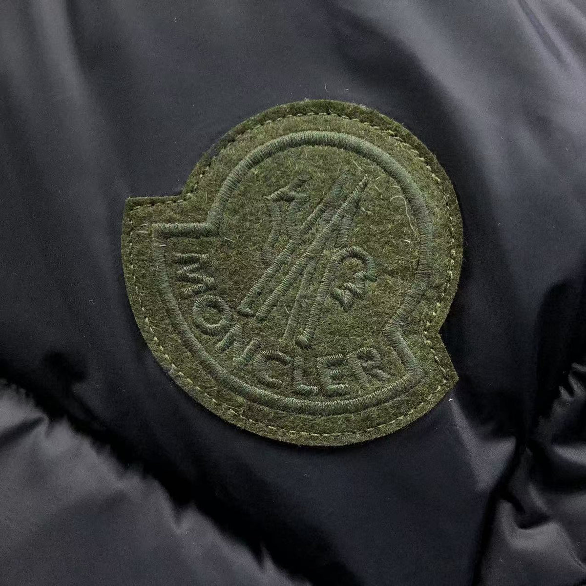 Moncler Cyclone Down Jacket - Black