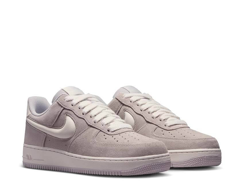 Nike Air Force 1 '07 LV8 "Vast Grey" Sneakers