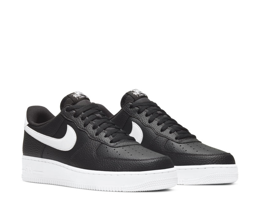Nike Air Force 1 '07 Sneakers "Black / White"
