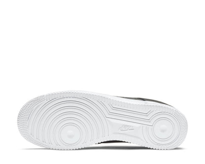 Nike Air Force 1 '07 Sneakers "Black / White"