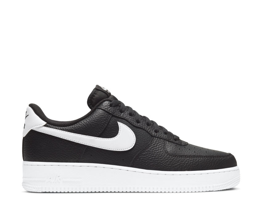 Nike Air Force 1 '07 Sneakers "Black / White"