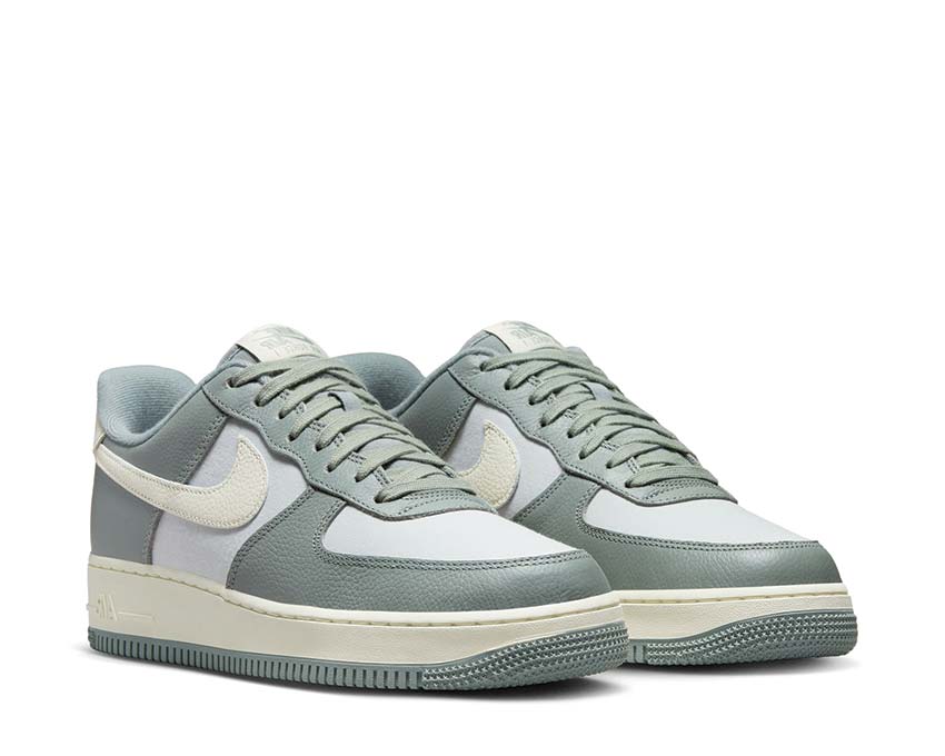 Nike Air Force 1 '07 LX Sneakers "Mica Green / Coconut Milk"