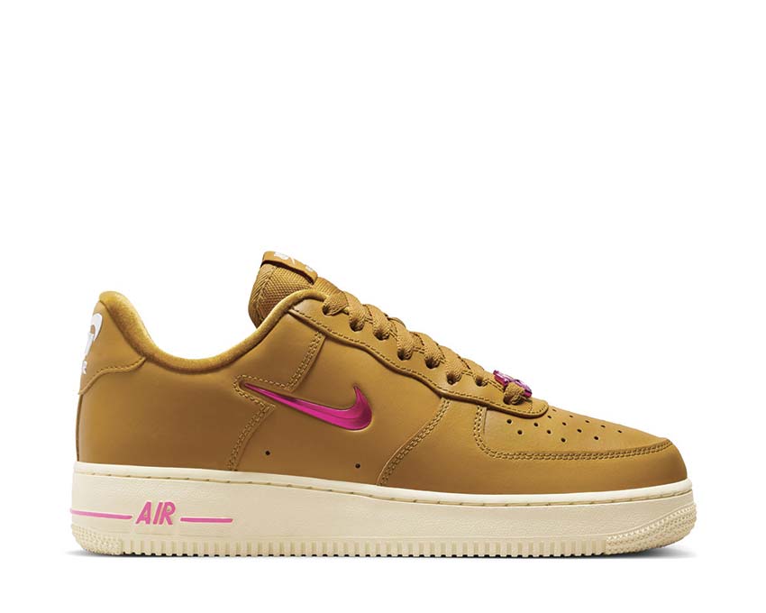 Nike Air Force 1 '07 SE Sneakers "Bronzine / Playful Pink"